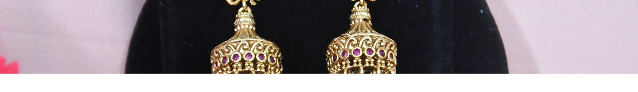 Jhumkas