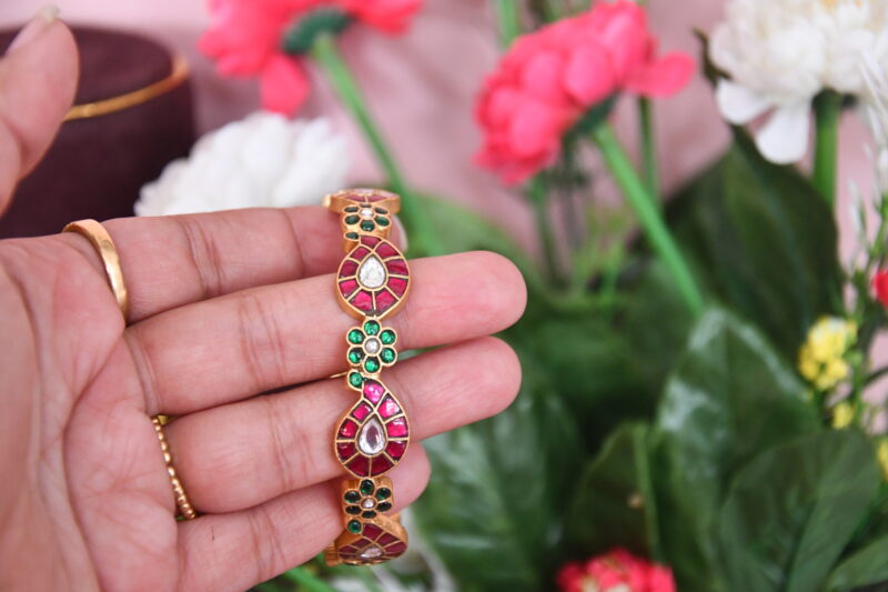 Single Kundan Mango Bangle NFBA36