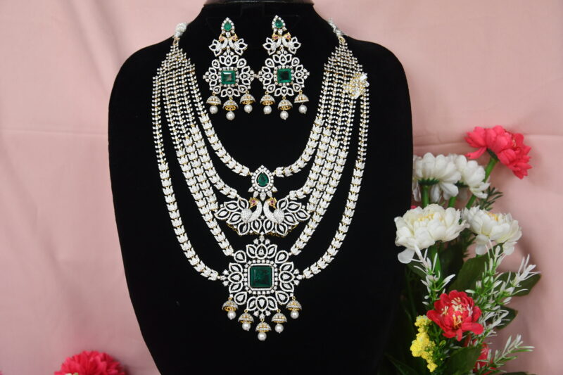 Luxurious Emerald Diamond Bridal Necklace NFN30