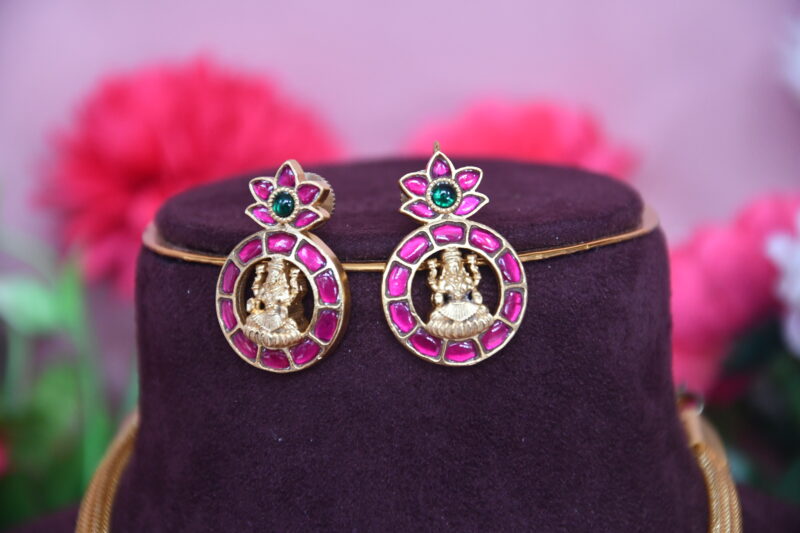 Kundan Lakshmi Set with Earrings NFN71 - Image 2