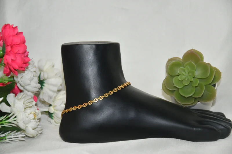 Chain pattern anklets with sleek minimalist design in silver finish by nischala fashions