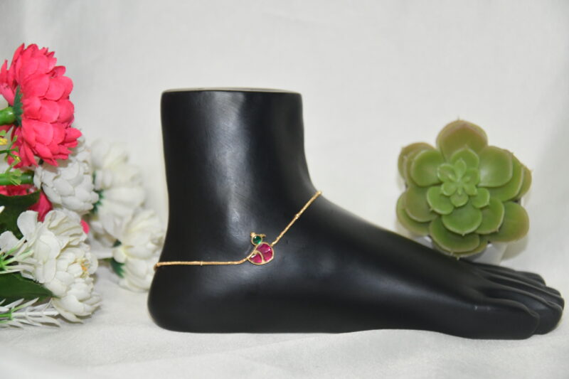 Duck shape kundan anklets with traditional Indian design by Nischala Fashions.