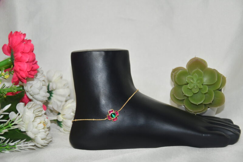 Spiral flower shape kundan anklets with intricate craftsmanship by Nischala Fashions.