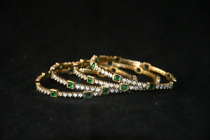 Victorian 4pc green bangles NFBA45 - Image 4