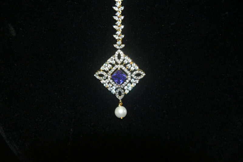 Diamond Square Violet Maang Tikka With Single Pearl Hanging NFHA50V - Image 2