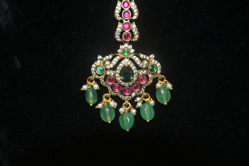 Jadau Kundan Maang Tikka With Green Beads Hanging NFHA53 - Image 2