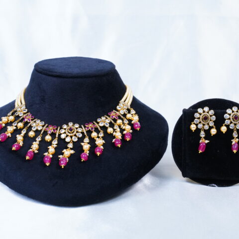 Swarovski Pearl Uncut Necklace with Earrings