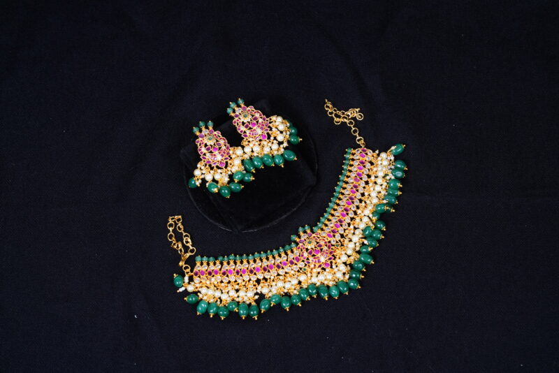 Guttapusalu kundan short necklace with earrings NFN132 - Image 4