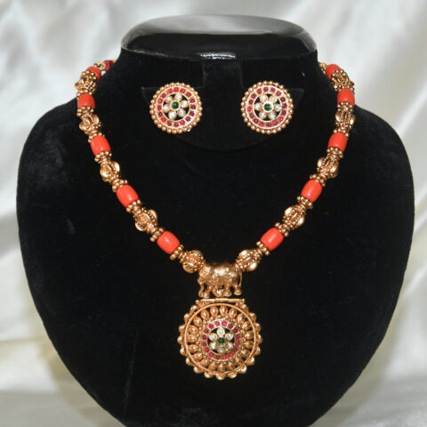 Antique coral kempu necklace with earrings
