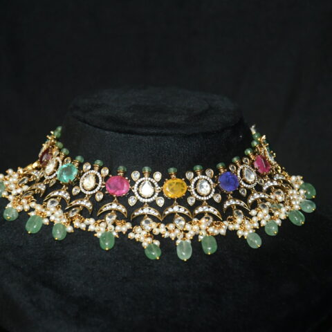 Grand multicolour necklace with earrings
