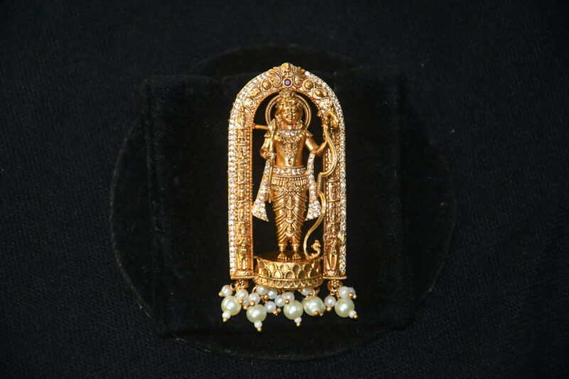 Ayodhya Balram pendant with earrings NFP10