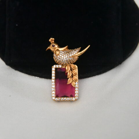 Bird cz pendant in pink NFP16P