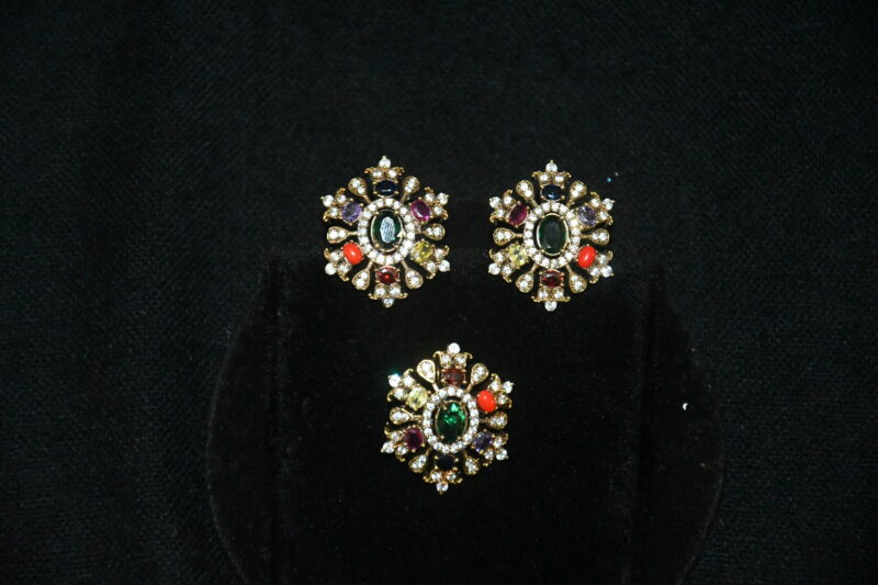 Navartna Victorian pendant with earrings NFP21 - Image 2