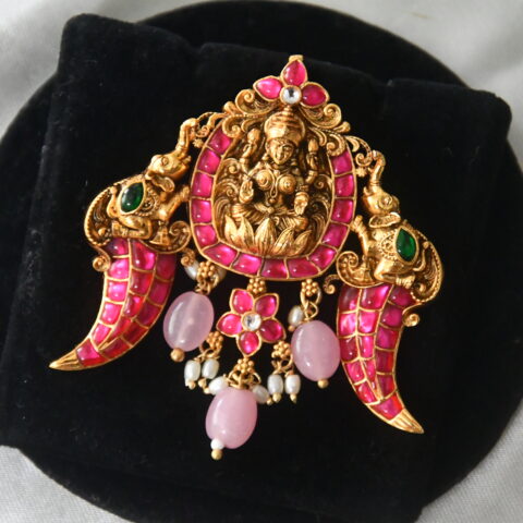 Lakshmi jadau kundan double tiger nail style pendant NFP24