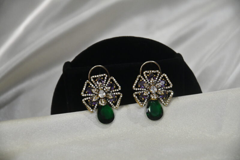 Victorian cz pendant with earrings NFP27VG