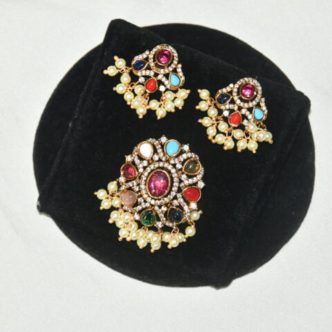 Navaratna pendant with earrings NFP29