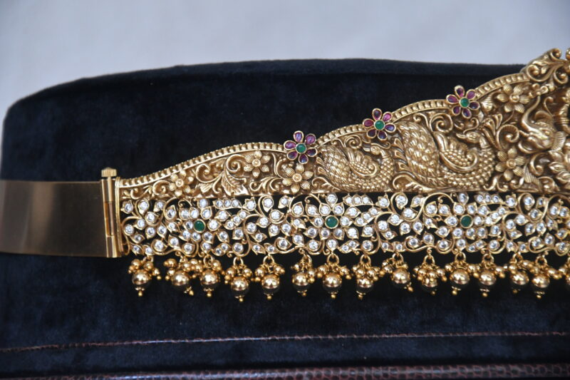Antique Lakshmi uncut waistbelt with gold balls hanging NFW16 - Image 3
