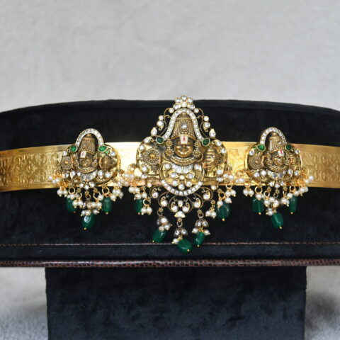 Plain gold waistbelt with Victorian balaji pendant by Nischala Fashions
