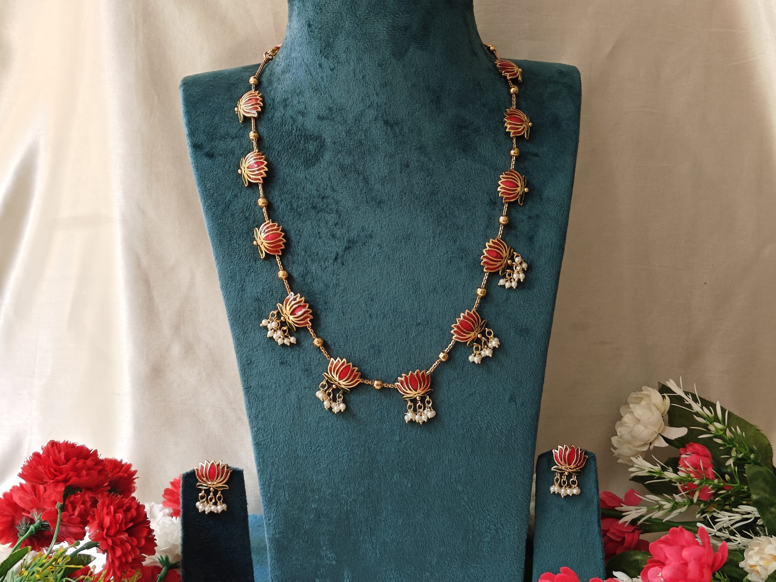 Antique Lotus long necklace with pearls NFN182