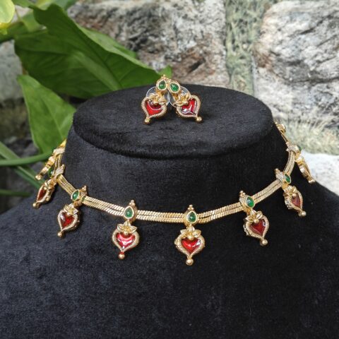 Gold look necklace in Red enamel NFN206R
