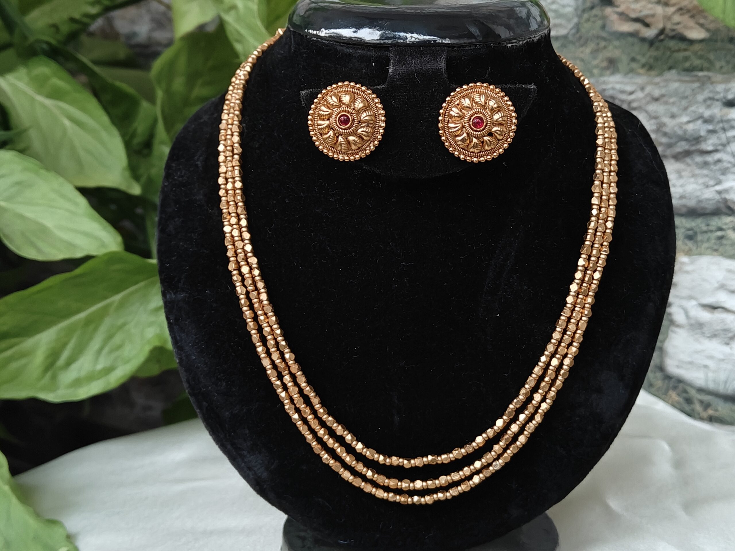 Gold beads 3layer necklace with studs NFN208